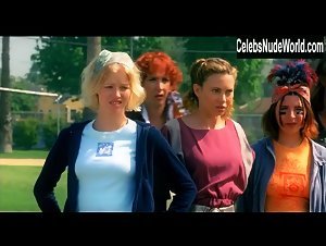 Bree Turner, Jessica Kiper Sexy scene in Sorority Boys (2002) 5