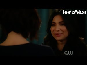 Chyler Leigh, Floriana Lima Sexy, lesbian scene in Supergirl (2015-2021) 2