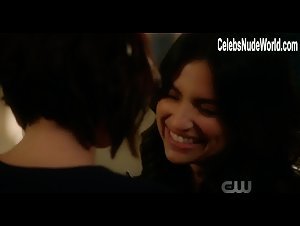 Chyler Leigh, Floriana Lima Sexy, lesbian scene in Supergirl (2015-2021) 20