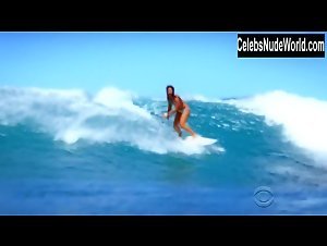 Grace Park bikini, Sexy scene in Hawaii Five-0 (2010-2020) 2