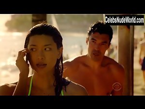 Grace Park Outdoor , Shower scene in Hawaii Five-0 (2010-2020) 19