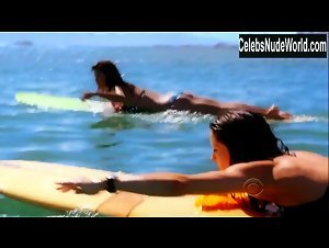 Michelle Borth, Grace Park Nice Butt , Bikini scene in Hawaii Five-0 (2010-2020) 3