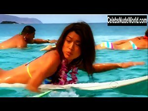Grace Park Swimsuit , Outdoor scene in Hawaii Five-0 (2010-2020)