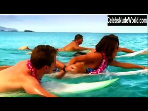 Grace Park Swimsuit , Outdoor scene in Hawaii Five-0 (2010-2020) 2