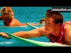 Grace Park Swimsuit , Outdoor scene in Hawaii Five-0 (2010-2020) 9