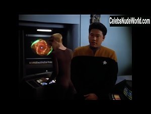 Jeri Ryan Tight Dress , Sexy Butt scene in Star Trek: Voyager (1995-2001) 13