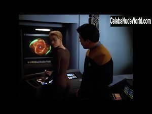 Jeri Ryan Tight Dress , Sexy Butt scene in Star Trek: Voyager (1995-2001) 15