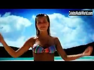 Lara Bingle Sexy scene in Australia Tourism Commercial (2006) 1