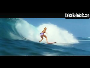 Lorraine Nicholson Wet , Beach scene in Soul Surfer (2011) 15