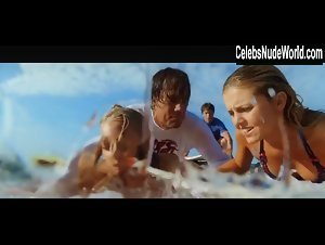 Lorraine Nicholson Wet , Beach scene in Soul Surfer (2011) 17