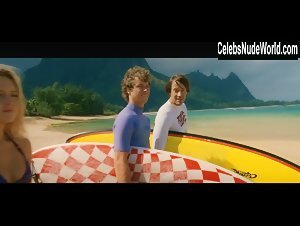 Lorraine Nicholson Wet , Beach scene in Soul Surfer (2011) 2