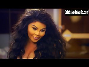 Lil' Kim, Vena "Pretty Vee" Excell in Girls Cruise (2019) 6