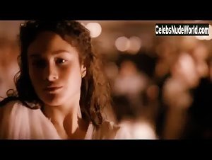 Aida Folch see-through, hot scene in Henri 4 (2010) 15