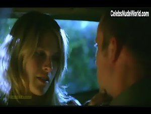 Ali Larter Car Sex , Kissing In Three Way (2004) 9