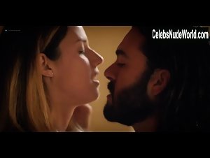 Pamela Almanza Kissing , Hot in Yankee (series) (2019) 11