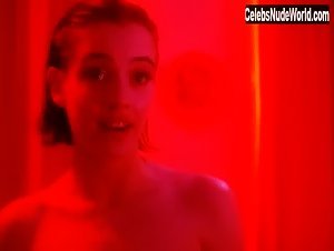 Amanda Ooms in Vals licht (1993) 2