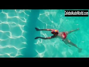 Amanda Seyfried Pool , Topless In Lovelace (2013) 5