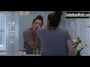 Amy Landecker in Transparent (series) (2014) scene 1