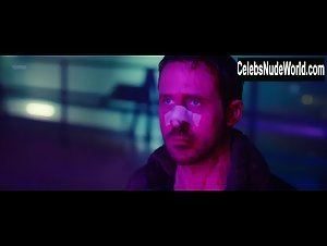 Ana de Armas in Blade Runner 2049 (2017) 15