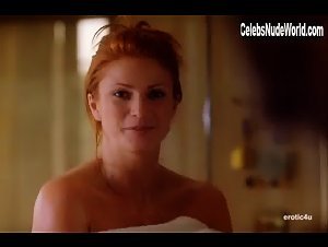 Angie Everhart Wet , Explicit in Wicked Minds (2002) 14