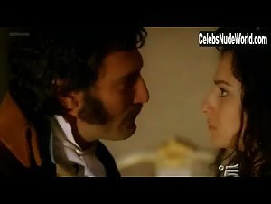 Anna Safroncik in La figlia di Elisa - Ritorno a Rivombrosa (series) (2007) 3