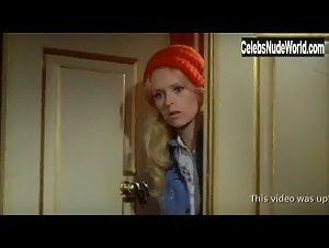 Annie Birgit Garde in Romantik pa sengekanten (1973) 15