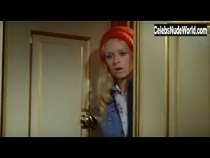 Annie Birgit Garde in Romantik pa sengekanten (1973) 19