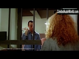 Antonella Giacomini in Blade Violent - I violenti (1983) 20