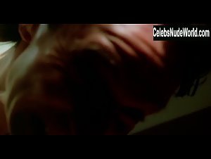 Antonella Giacomini in Blade Violent - I violenti (1983) 6