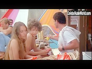 Barbara Nielsen in L'annee des meduses (1984) 17