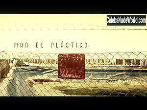 Belen Lopez in Mar de plastico (series) (2015) 18