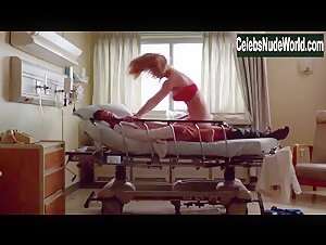 Betty Gilpin in Nurse Jackie (series) (2009) 2