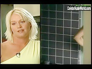 Beverly Lynne Bathroom , Masturbation in 7 Lives Xposed (series) (2001) 1