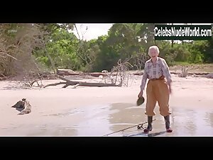 Bridget Fonda Outdoor , Beach scene in Camilla (1994) 9