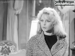Brigitte Bardot in En cas de malheur (1958) 11