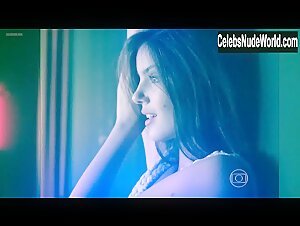 Camila Queiroz Lingerie , Sensual in Verdades Secretas (series) (2015) 8