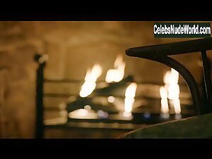 Caitriona Balfe Kissing , Big Butt in Outlander (series) (2014) 18