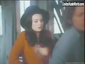 Celeste Yarnall in Velvet Vampire (1971) 20