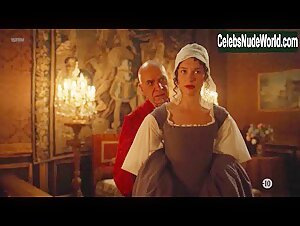 Catherine Walker in Versailles (series) (2015) 16