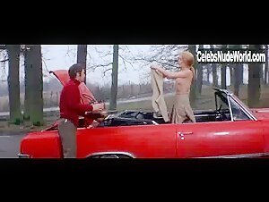 Catherine Deneuve in La sirene du Mississipi (1969) 17