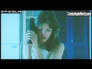 Desiree Nosbusch Brunette , boobs in Der Fan (1982) 7