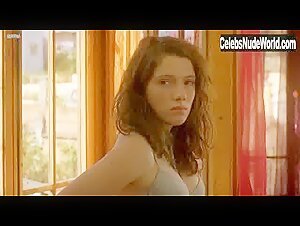 Diana Gomez boobs , Brunette scene in Eloise (2009) 8