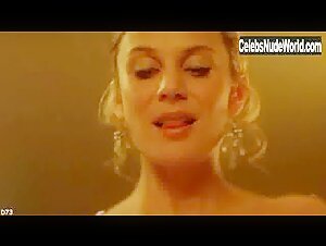 Diana Glenn Blonde , Nice Butt in Satisfaction (series) (2007) 6