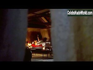 Doona Bae Outdoor , Hot scene in Sense8 (series) (2015) 8