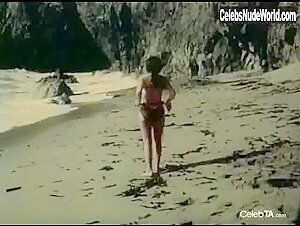 Erica Gavin in Erika's Hot Summer (1971) 3