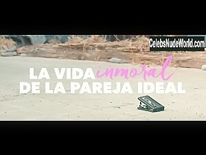 Erendira Ibarra in La vida inmoral de la pareja ideal (2016) 9