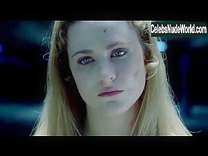 Evan Rachel Wood Blonde , Nice Butt in Westworld (series) (2016) 3