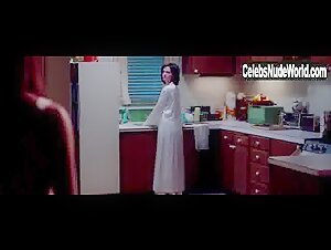 Eva Green in White Bird in a Blizzard (2014) 18