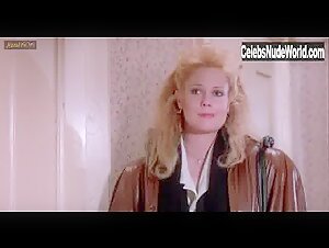Elizabeth Whitcraft in Working Girl (1988) 18