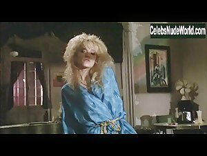 Elizabeth McGovern in Johnny Handsome (1989) 14